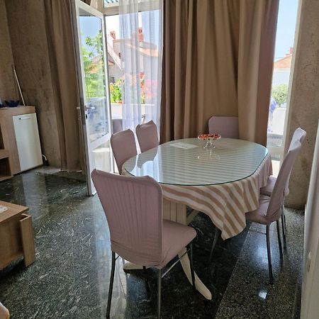 Apartmani Buba Podstrana Ngoại thất bức ảnh