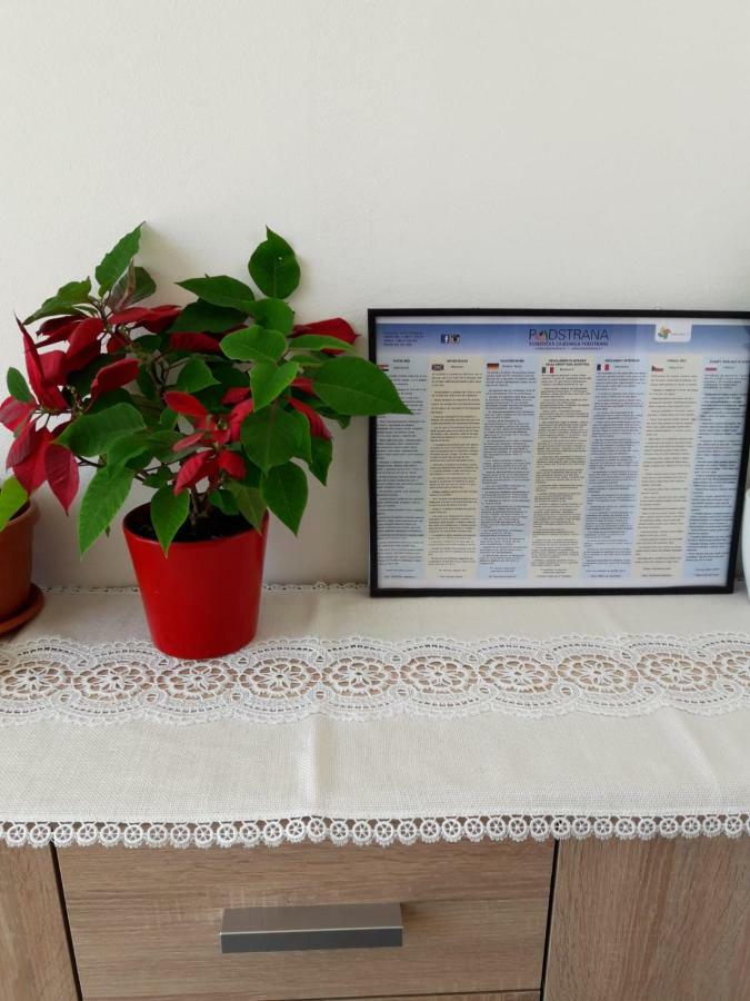 Apartmani Buba Podstrana Ngoại thất bức ảnh